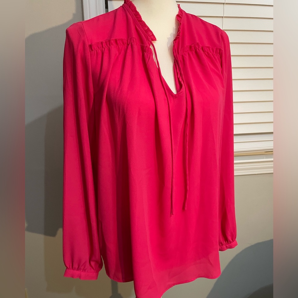 Violet + Claire - M - bright pink polyester blouse